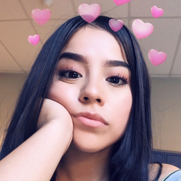 Meet your Posher, Sitlally - Picture 2 of 2